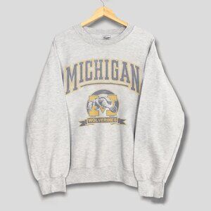 University of Michigan Wolverines Crewneck Sweatshirt, Retro NCAA Football Shirt